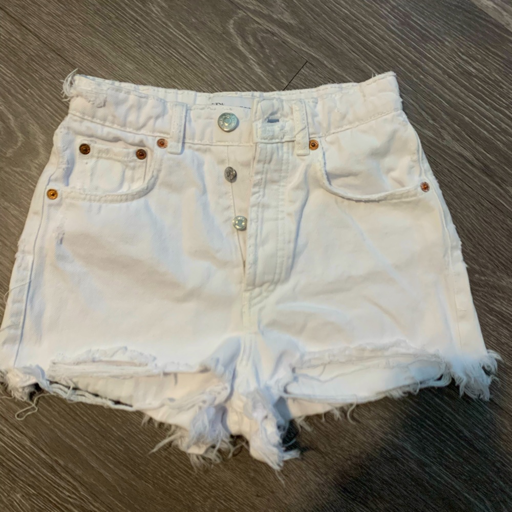 White Zara Short